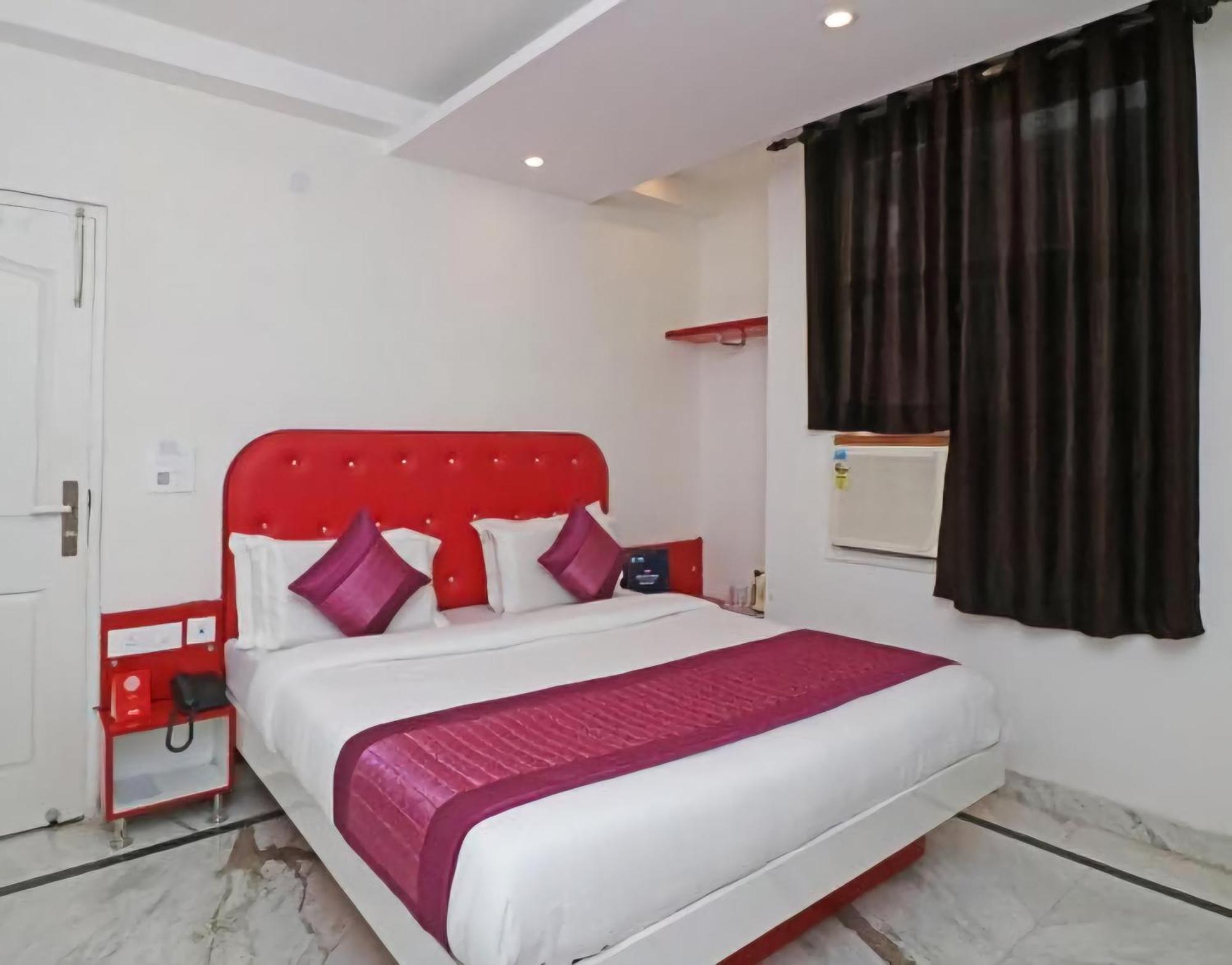 Hotel Leo Continental New Delhi Extérieur photo