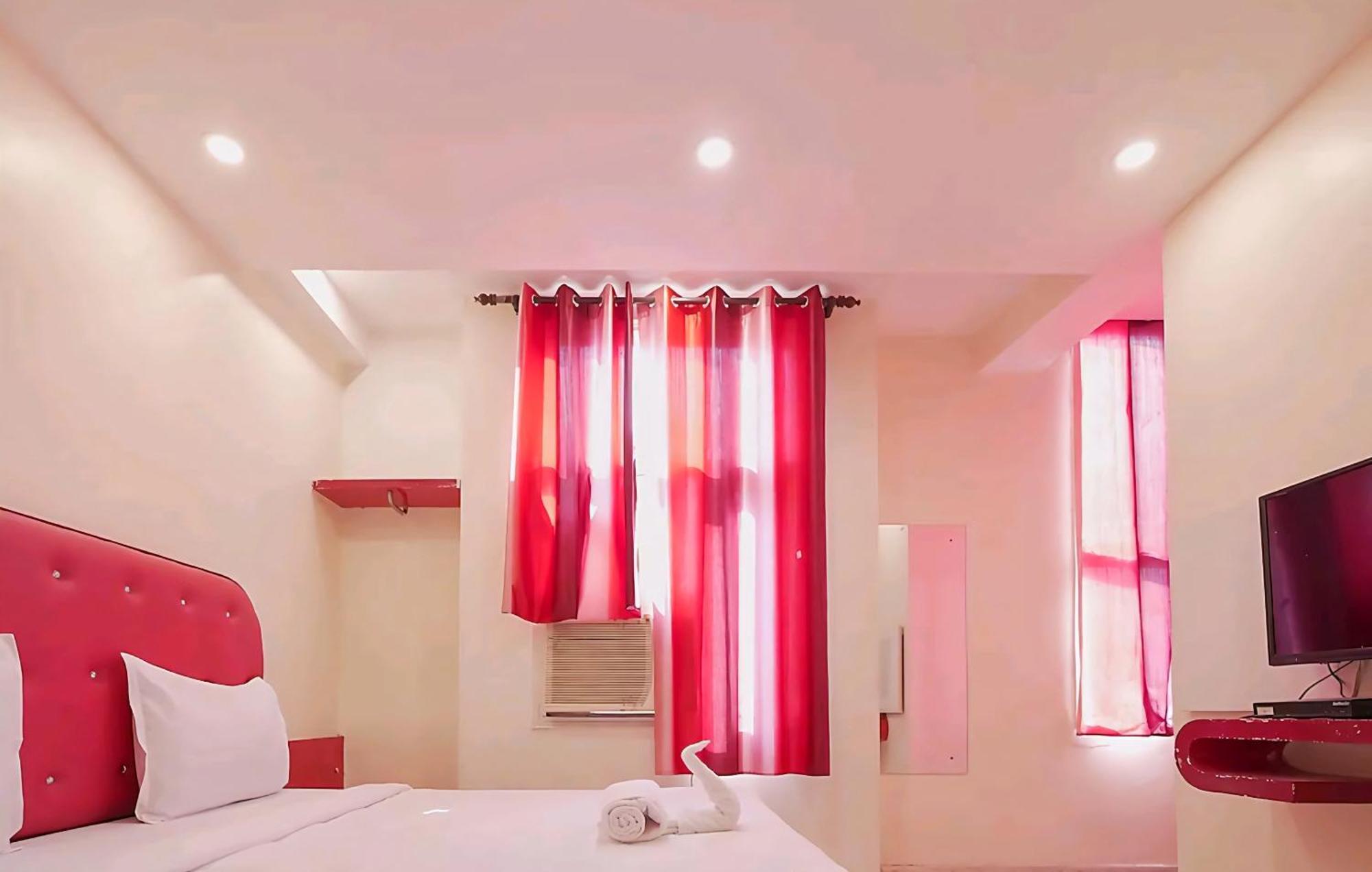 Hotel Leo Continental New Delhi Extérieur photo