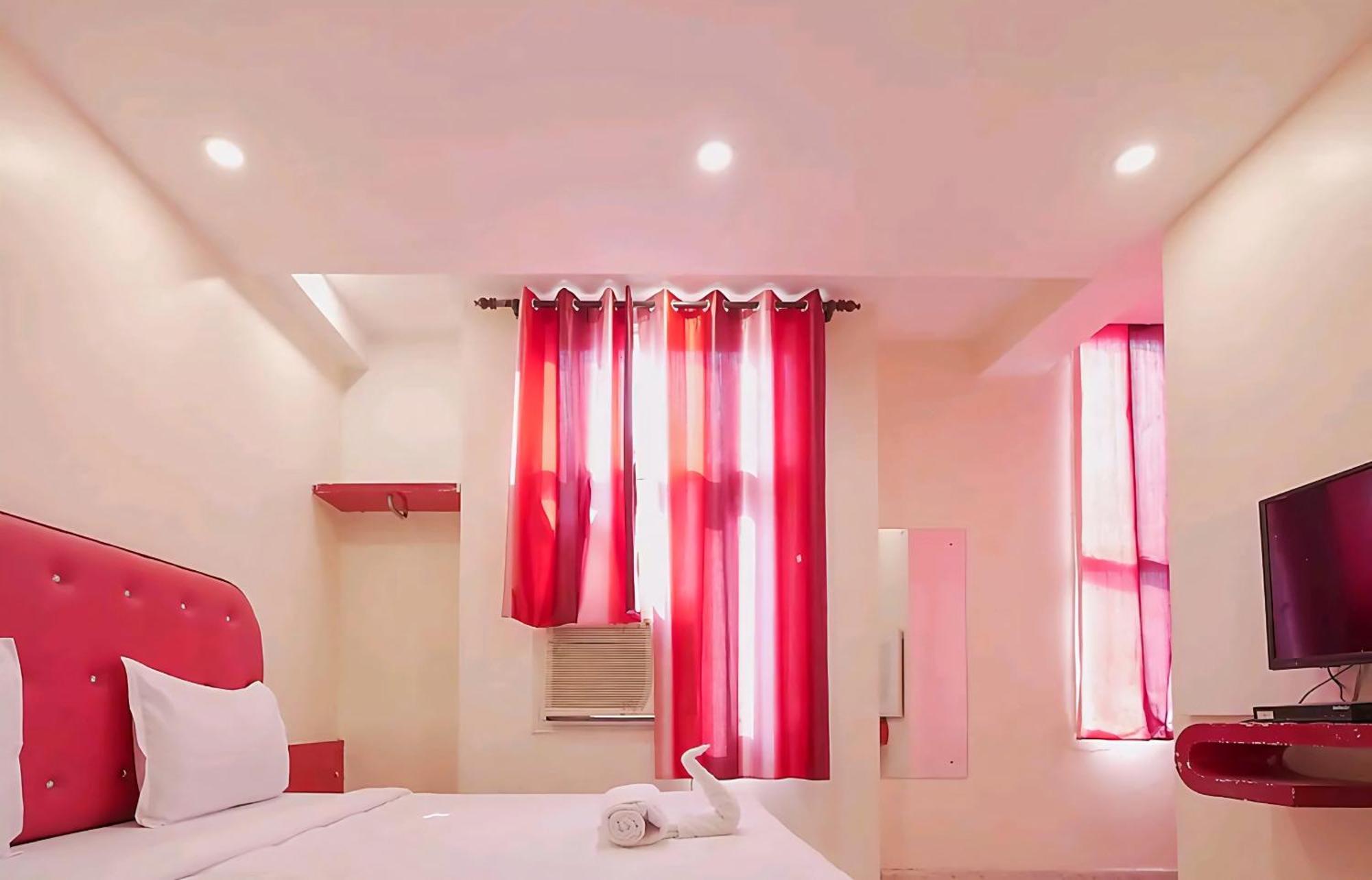 Hotel Leo Continental New Delhi Extérieur photo