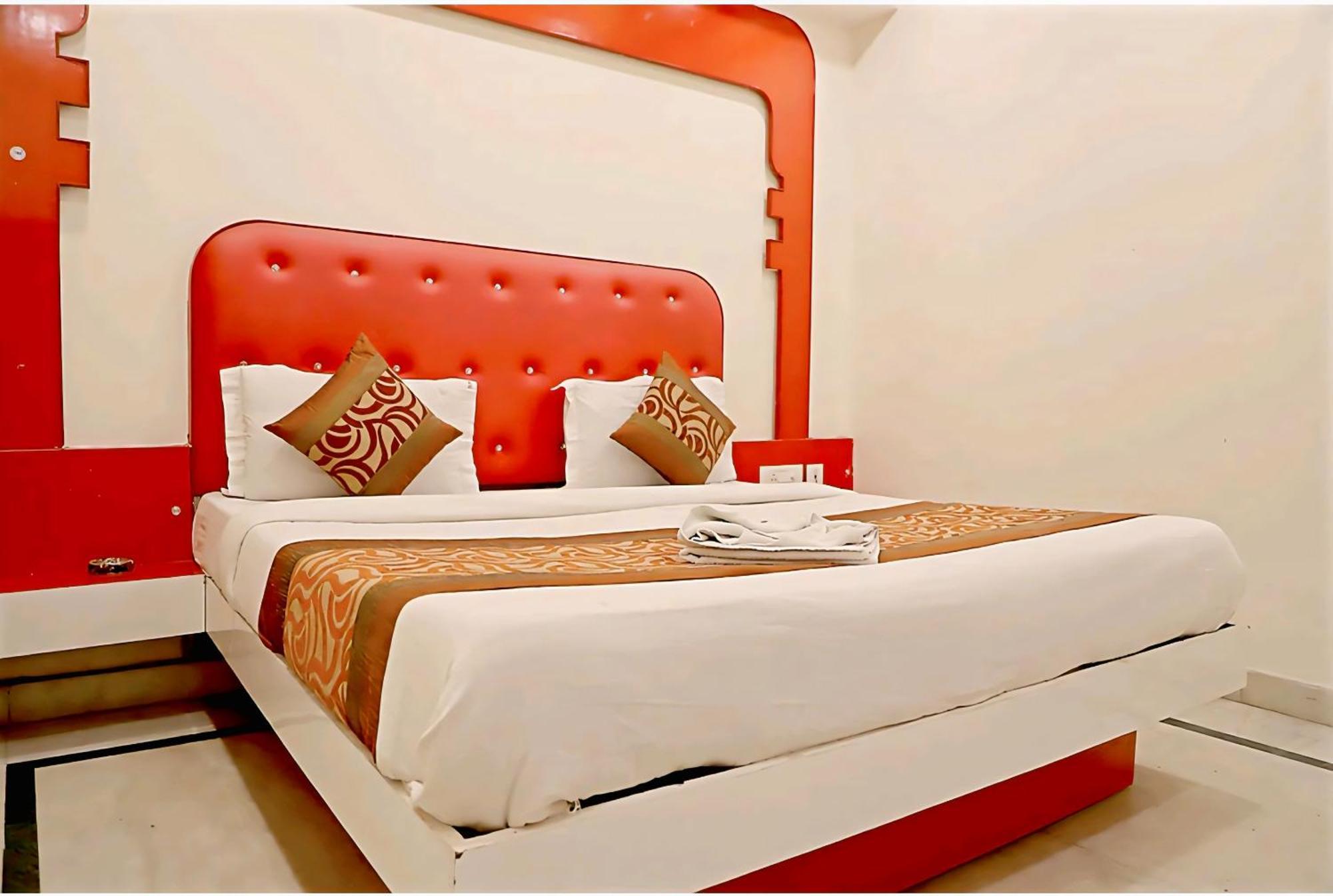 Hotel Leo Continental New Delhi Extérieur photo